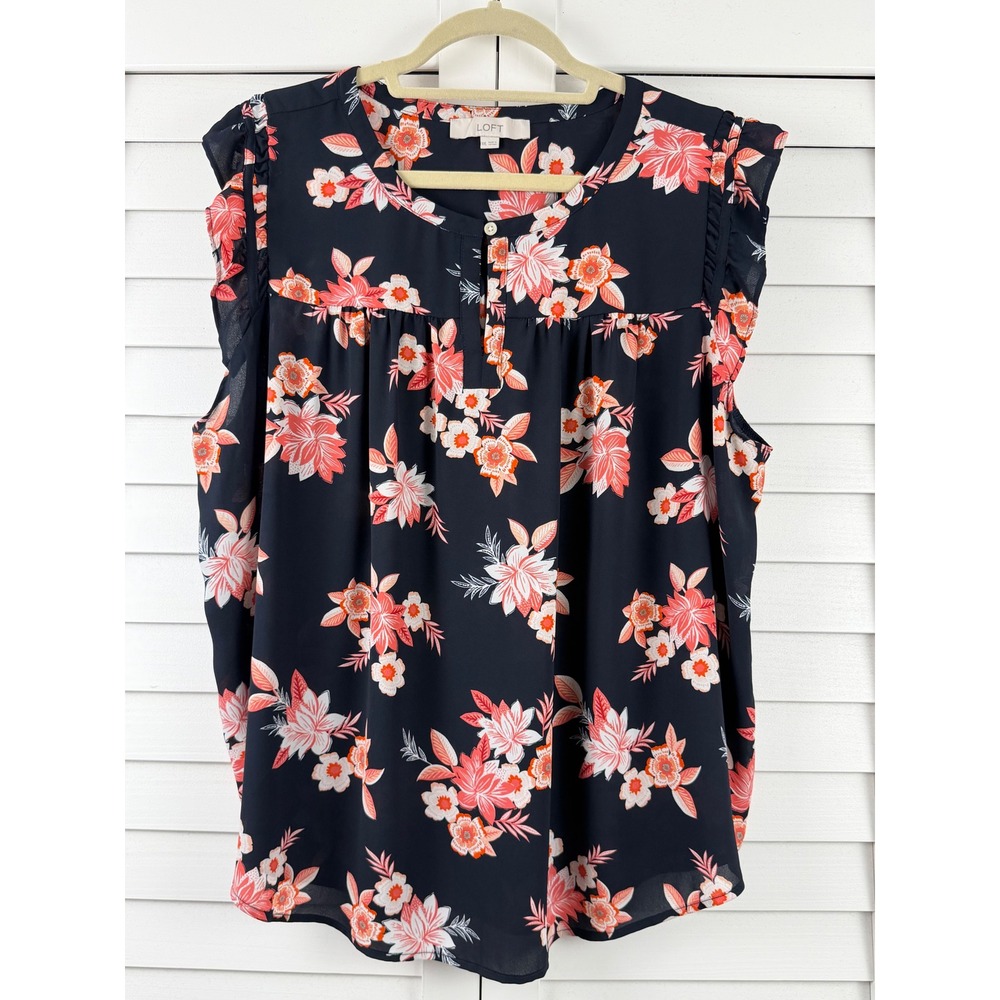 LOFT Floral Blouse Women XXL Navy Blue Flutter Sleeve Pleated Top